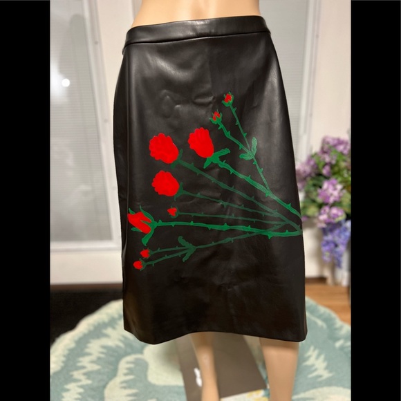 Bernadette Eva Painted Flowers Faux Leather Skirt - Picture 4 of 14